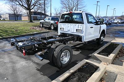 2026 Ford F-350 Regular Cab DRW 4x4 Cab Chassis for sale #G358 - photo 2