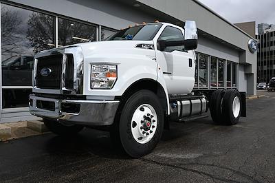 New 2027 Ford F-750 - photo 1