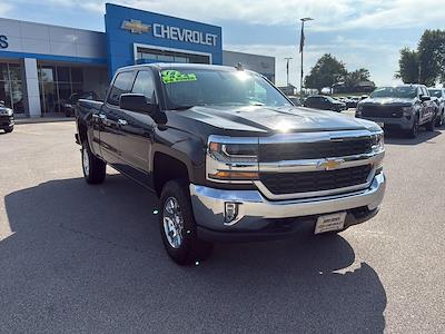 2018 Chevrolet Silverado 1500 Crew Cab 4WD Pickup for sale #S08835 - photo 2