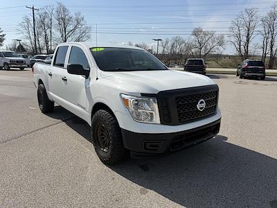 Used 2017 Nissan Titan - photo 1
