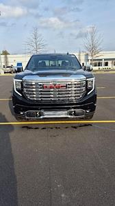 Used 2024 GMC Sierra 1500 - photo 1