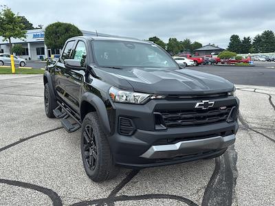 2025 Chevrolet Colorado Crew Cab 4x4 Pickup for sale #S10550S - photo 2