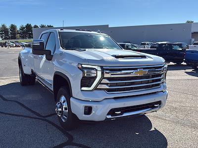 2026 Chevrolet Silverado 3500 Crew Cab 4x4 Pickup for sale #S10712T - photo 2