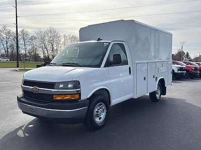2025 Chevrolet Express 3500 Regular Cab RWD Cutaway for sale #C3798S - photo 2