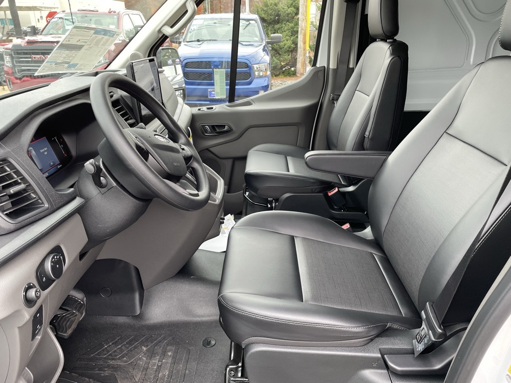 New 2026 Ford Transit 250 - photo 9