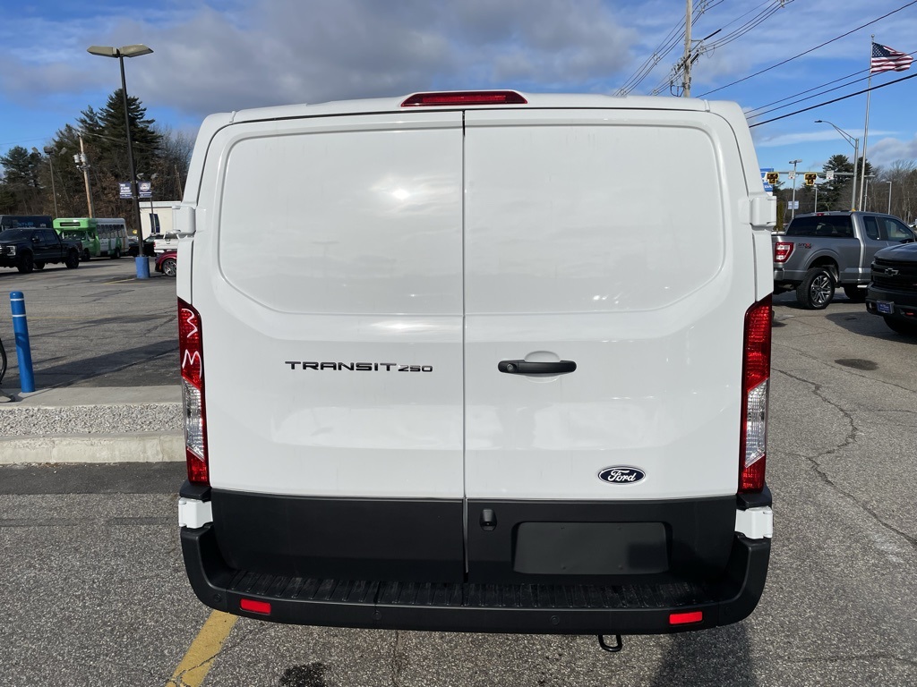New 2026 Ford Transit 250 - photo 6