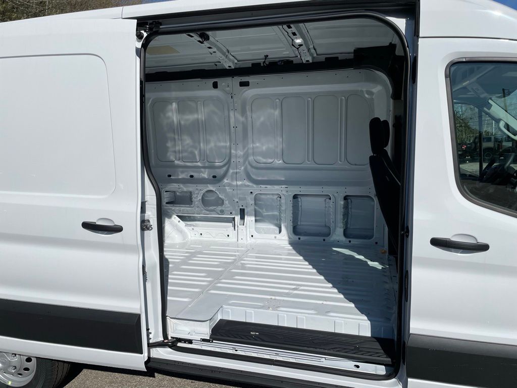 New 2026 Ford Transit 250 - photo 25