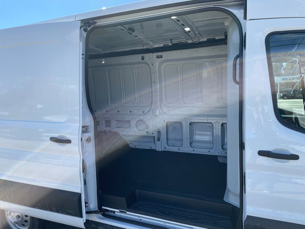 New 2026 Ford Transit 250 - photo 26