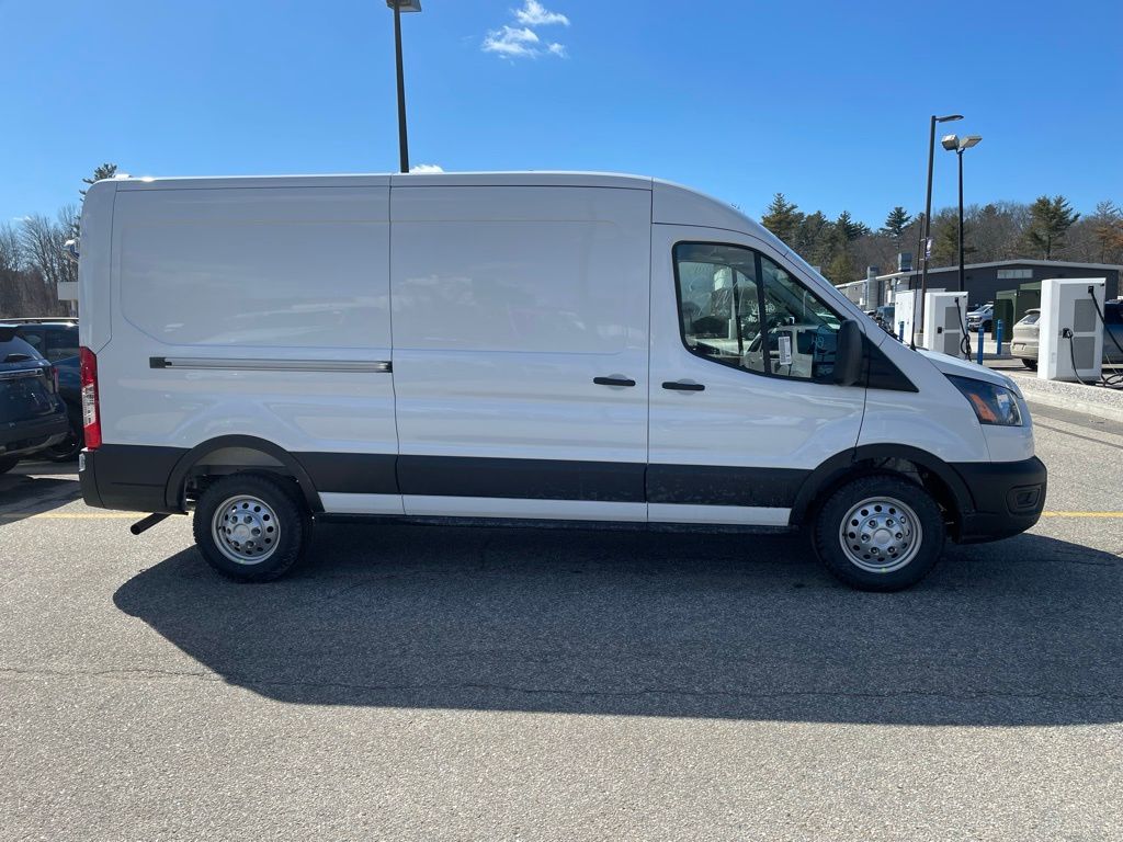 New 2026 Ford Transit 250 - photo 5