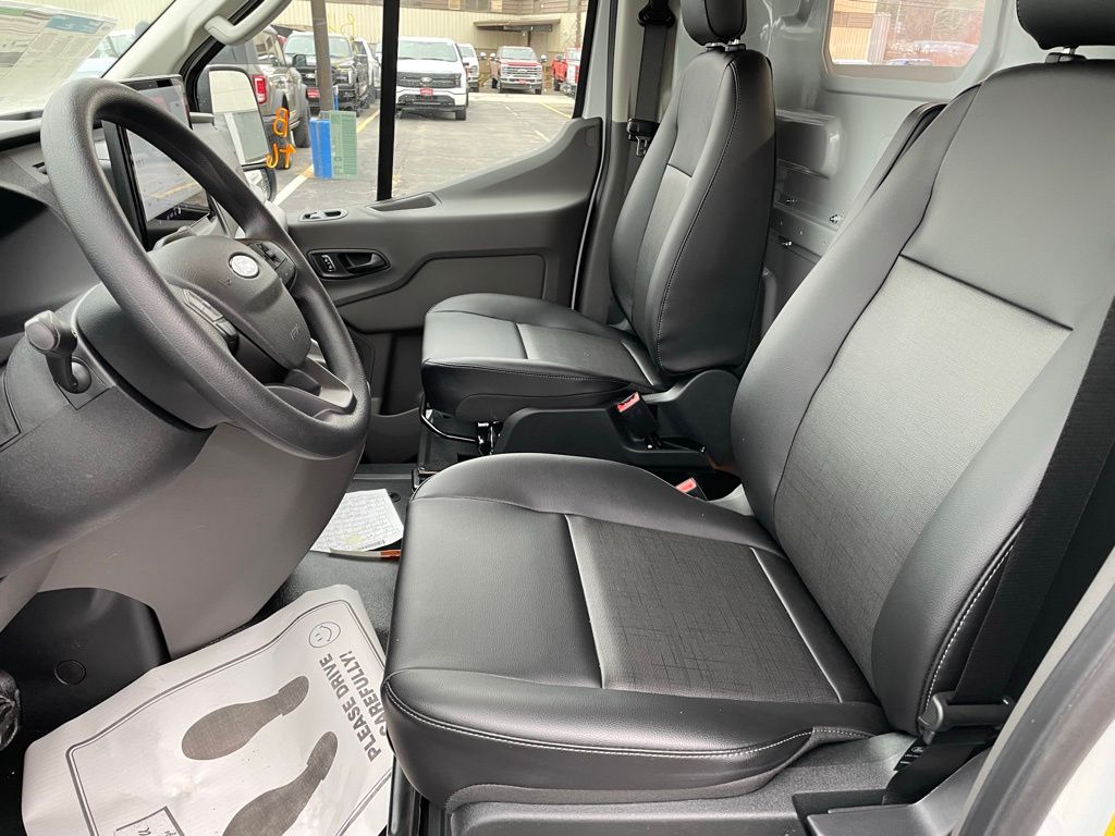 New 2026 Ford Transit 250 - photo 9