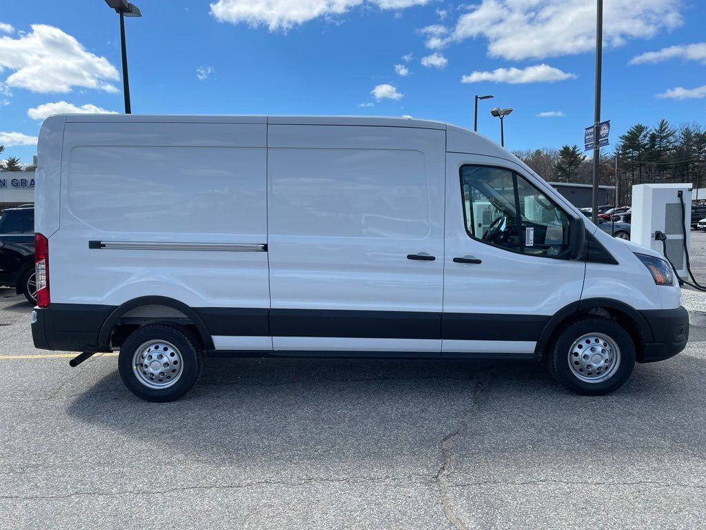 New 2026 Ford Transit 250 - photo 5