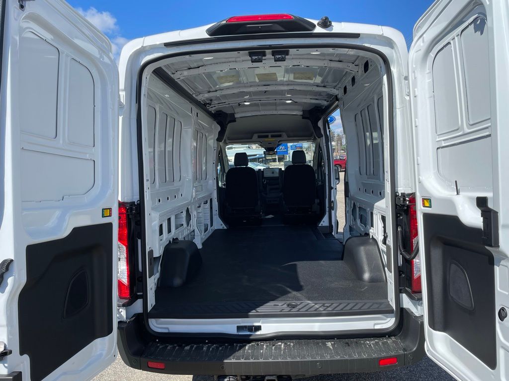 New 2026 Ford Transit 250 - photo 22