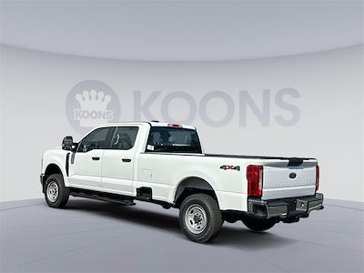 New 2026 Ford F-350 XL Crew Cab 4WD SRW Pickup for sale #KWF260609 - photo 2