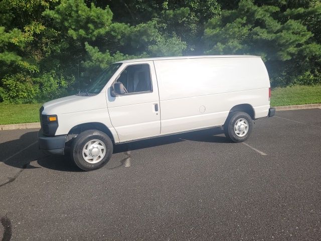 Used 2014 Ford E-350 - photo 2