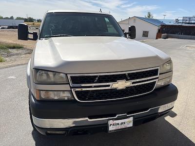 2007 Chevrolet Silverado 2500 Crew Cab 4WD Pickup for sale #C851 - photo 2