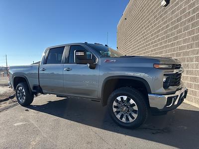 2025 Chevrolet Silverado 3500 Crew Cab 4x4 Pickup for sale #S1146480 - photo 1