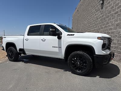 2025 Chevrolet Silverado 2500 Crew Cab 4x4 Pickup for sale #S1205251 - photo 1