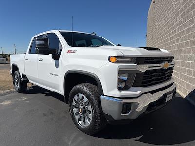 New 2026 Chevrolet Silverado 2500 LT Crew Cab 4WD Pickup for sale #T1116217 - photo 1
