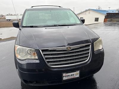 Used 2008 Chrysler Town and Country - photo 1