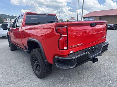 2025 Chevrolet Silverado 2500 Crew Cab 4WD Pickup for sale #14038817 - photo 2