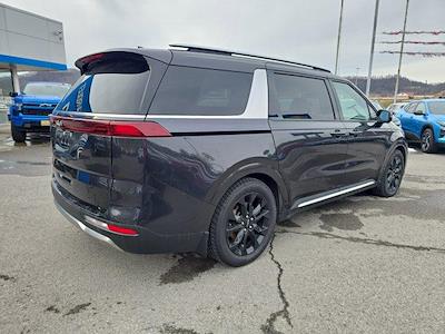 Used 2024 Kia Carnival SX Prestige Minivan for sale #14039204 - photo 2