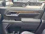 2025 Chevrolet Silverado 2500 Crew Cab 4WD Pickup for sale #50038983 - photo 27