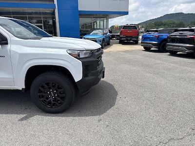 2025 Chevrolet Colorado Crew Cab 4WD Pickup for sale #50039291 - photo 2