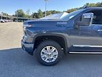 New 2025 Chevrolet Silverado 3500 High Country Crew Cab 4WD Pickup for sale #50039584 - photo 9