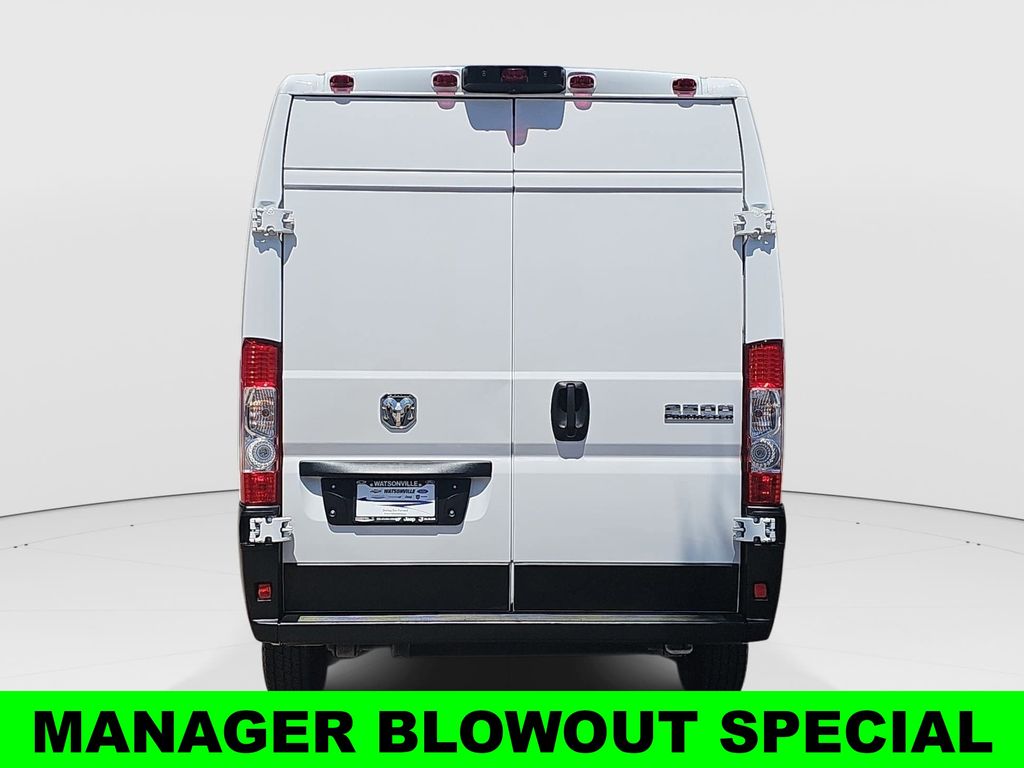 Used 2023 Ram ProMaster 2500 - photo 5