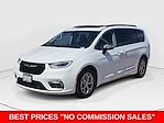2023 Chrysler Pacifica FWD Minivan for sale #PD1075 - photo 6