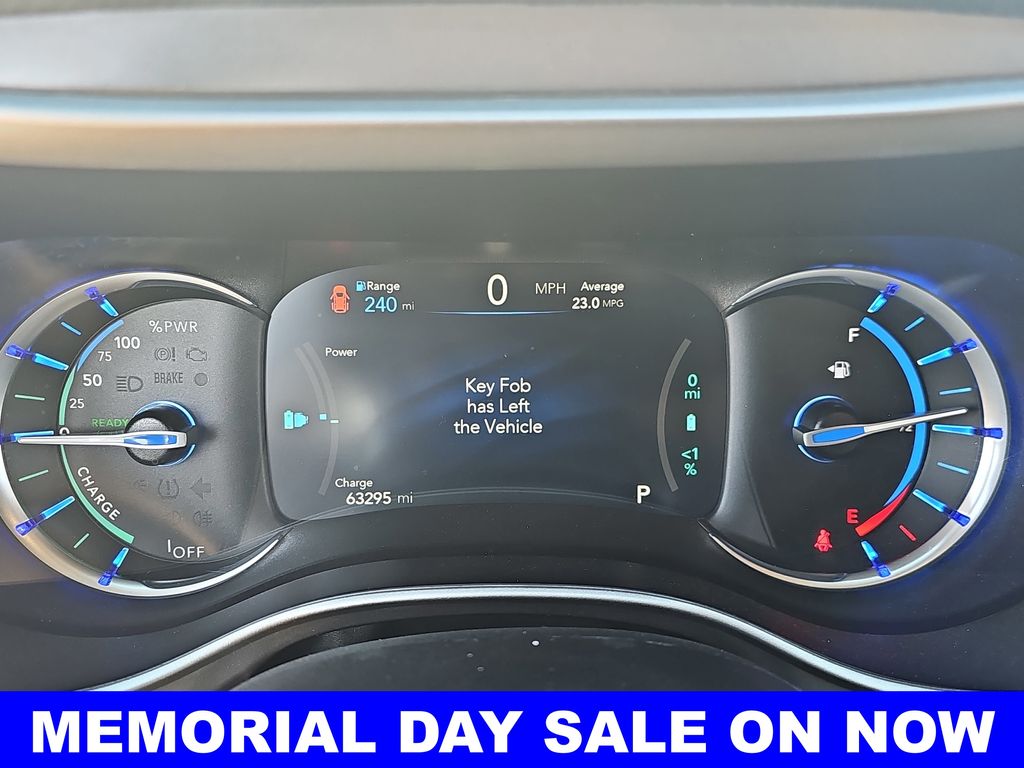 Used 2024 Chrysler Pacifica - photo 22