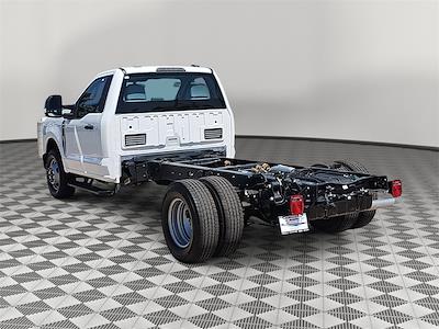 2025 Ford F-350 Regular Cab DRW 4x2 Cab Chassis for sale #FT25101 - photo 2