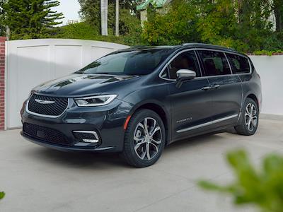 Used 2022 Chrysler Pacifica - photo 1