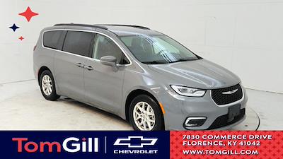 Used 2022 Chrysler Pacifica Touring L FWD Minivan for sale #18280 - photo 1