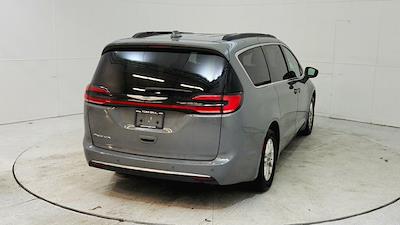 Used 2022 Chrysler Pacifica Touring L FWD Minivan for sale #18280 - photo 2