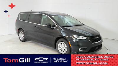 2023 Chrysler Pacifica FWD Minivan for sale #18534 - photo 1