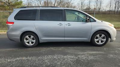 Used 2014 Toyota Sienna LE Minivan for sale #19050B - photo 1