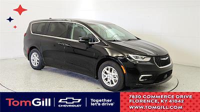 Used 2024 Chrysler Pacifica Touring L Minivan for sale #19097 - photo 1