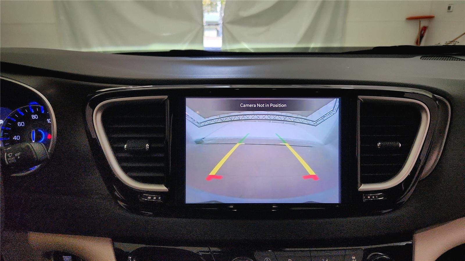 Used 2023 Chrysler Pacifica - photo 27