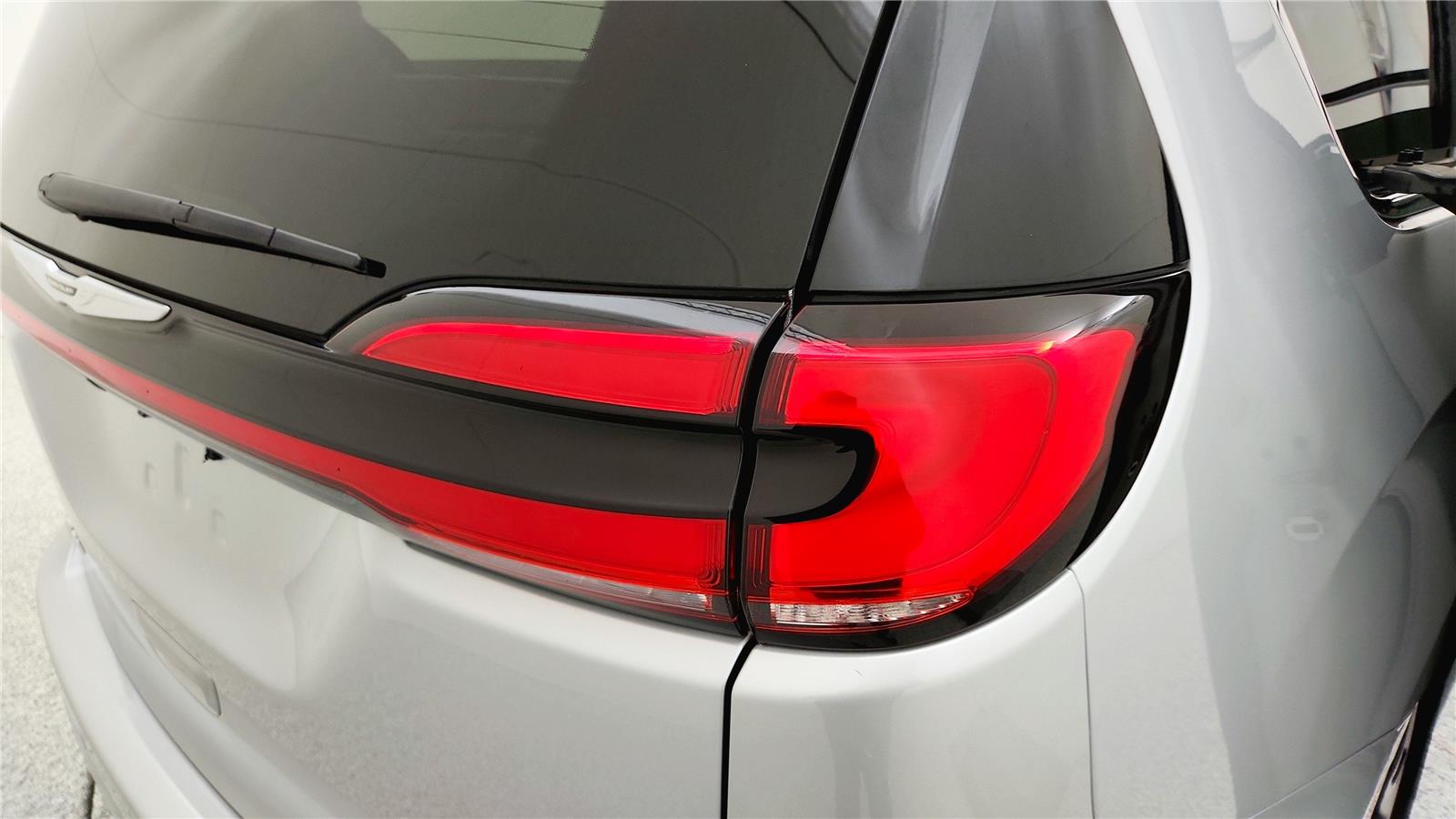 Used 2024 Chrysler Pacifica - photo 17