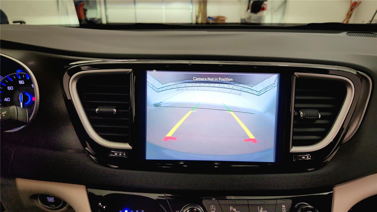 Used 2024 Chrysler Pacifica - photo 27