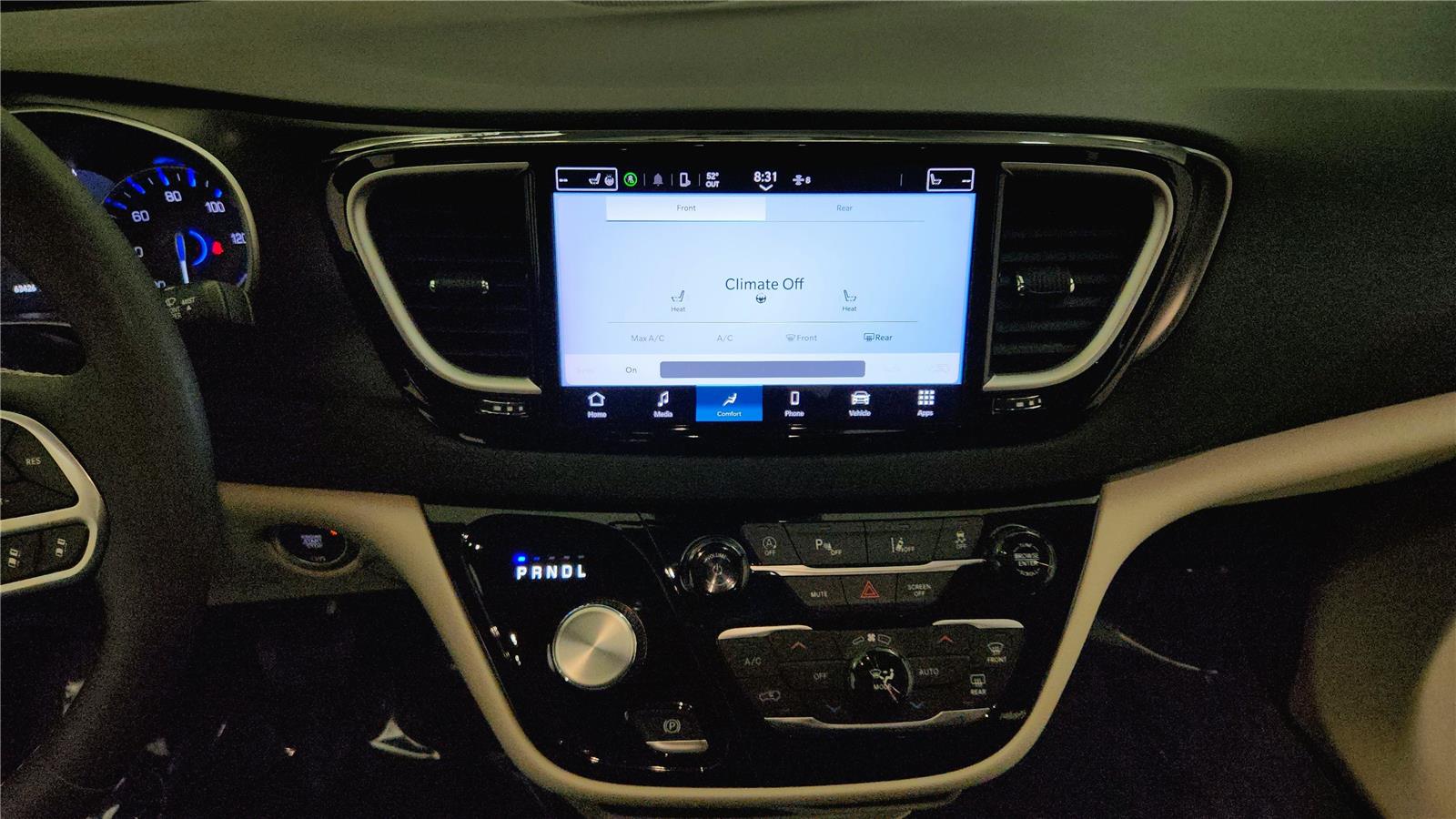 Used 2024 Chrysler Pacifica - photo 28