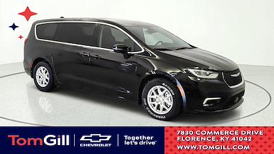 2023 Chrysler Pacifica FWD Minivan for sale #19783 - photo 1