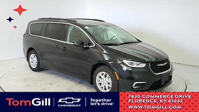 Used 2022 Chrysler Pacifica Touring L Minivan for sale #36600A - photo 1
