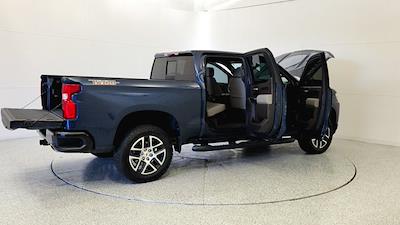 2019 Chevrolet Silverado 1500 Crew Cab 4WD Pickup for sale #36707A - photo 2