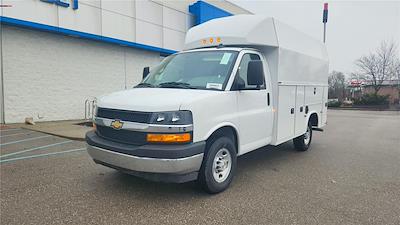 New 2025 Chevrolet Express 3500 - photo 1