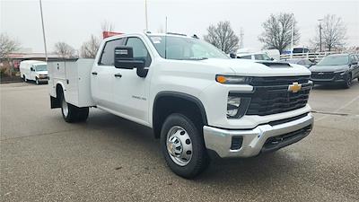 New 2025 Chevrolet Silverado 3500 - photo 1