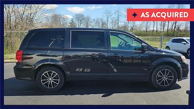 Used 2015 Dodge Grand Caravan - photo 1