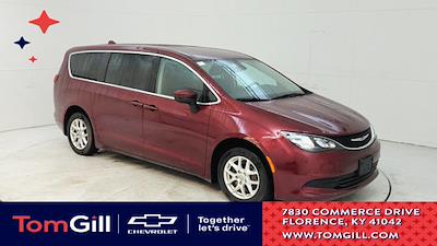 Used 2017 Chrysler Pacifica Touring Minivan for sale #35981A - photo 1