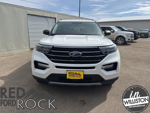 Used 2020 Ford Explorer - photo 2
